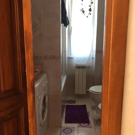 A.b Battistini Short Let's * Ρώμη