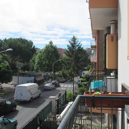 A.b Battistini Short Let's Appartamento *